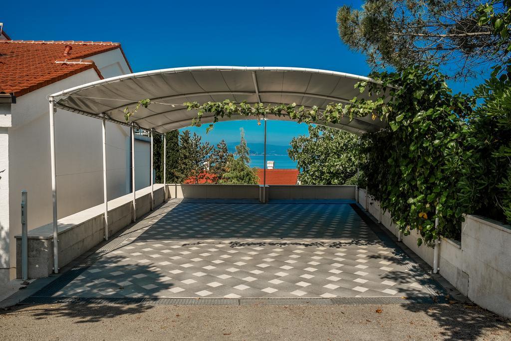 Apartmani Alice Njivice Dış mekan fotoğraf