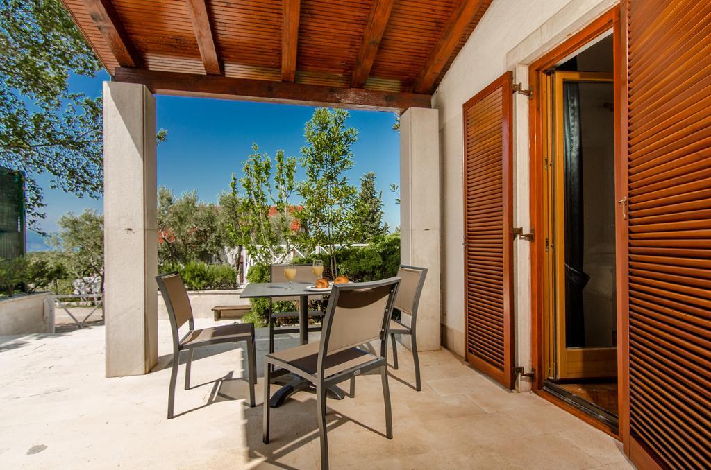 Apartmani Alice Njivice Dış mekan fotoğraf