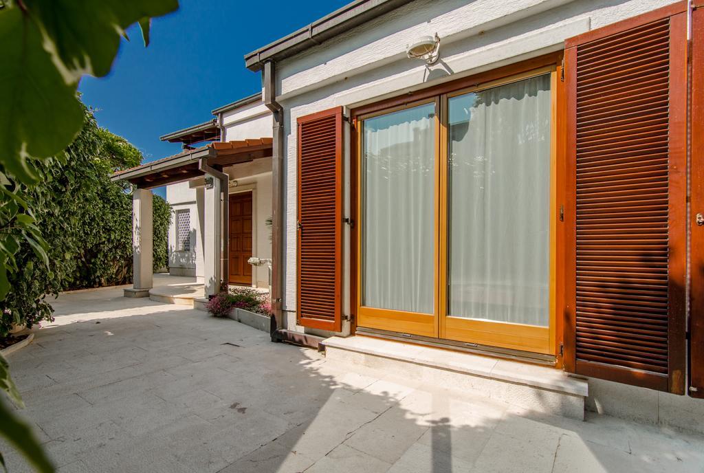 Apartmani Alice Njivice Dış mekan fotoğraf
