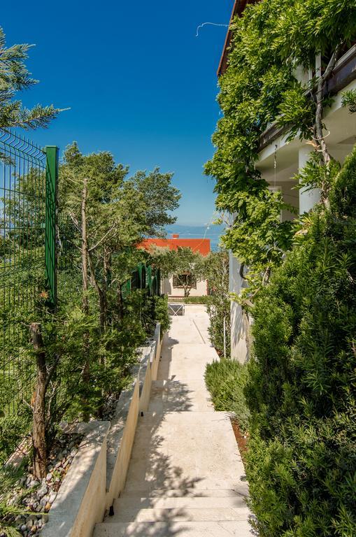 Apartmani Alice Njivice Dış mekan fotoğraf