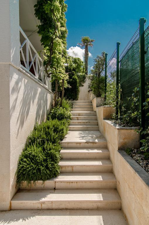 Apartmani Alice Njivice Dış mekan fotoğraf
